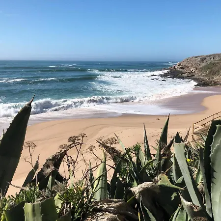 Casa Jardim Peniche * São Bernardino